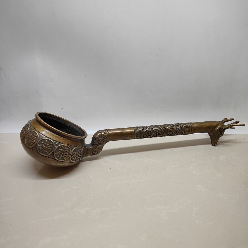 Vintage Collectible Spoons - 앤티크 스타일의 오래된 황동 숟가락을 포함한