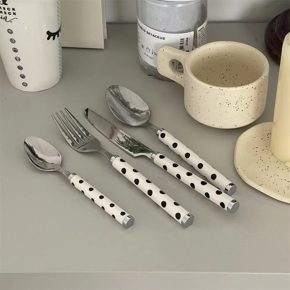 한국산 빈티지 물방울 무늬 304 스테인리스 스틸 식기 - Vintage Collectible Spoons 리뷰 및 가격